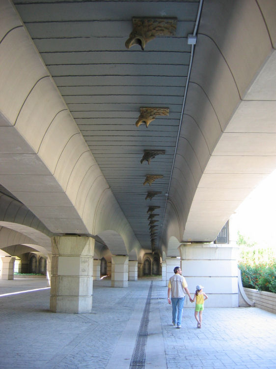 Image 67 of 71  -  75 kB