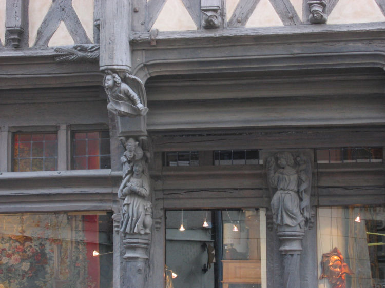 Image 9 of 30  -  82 kB