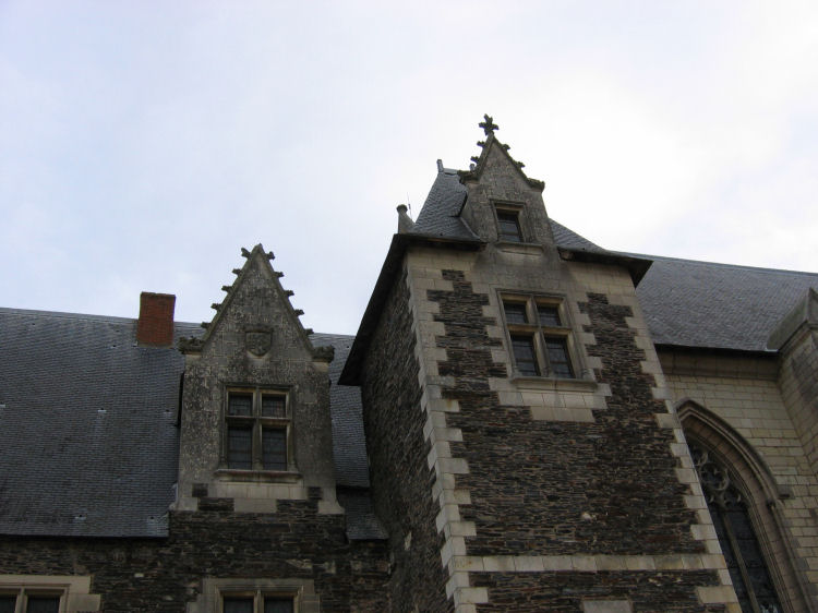 Image 21 of 30  -  70 kB