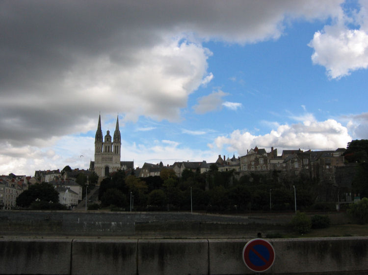 Image 28 of 30  -  62 kB