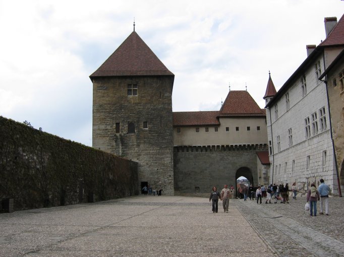 Image 20 of 31  -  64 kB