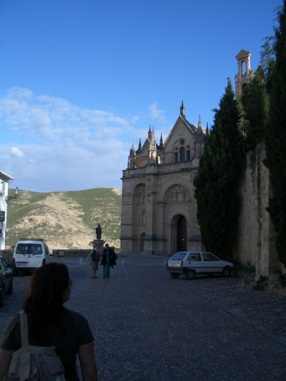 Image 2 of 16  -  98 kB