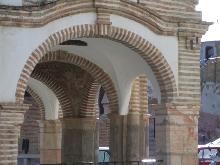 Image 10 of 16  -  117 kB