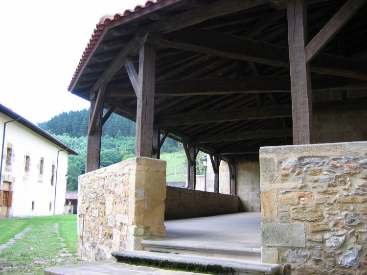 Image 12 of 33  -  97 kB