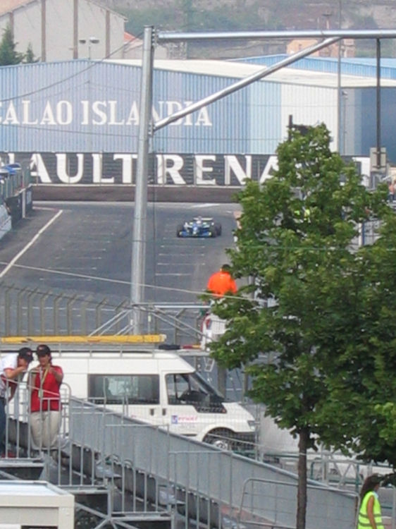 Image 20 of 37  -  98 kB