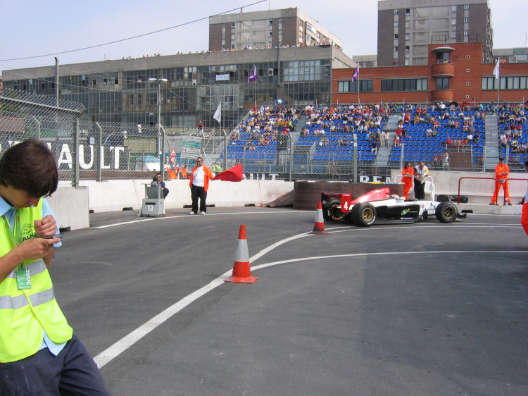 Image 25 of 37  -  110 kB