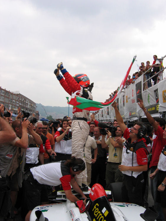 Image 15 of 17  -  90 kB