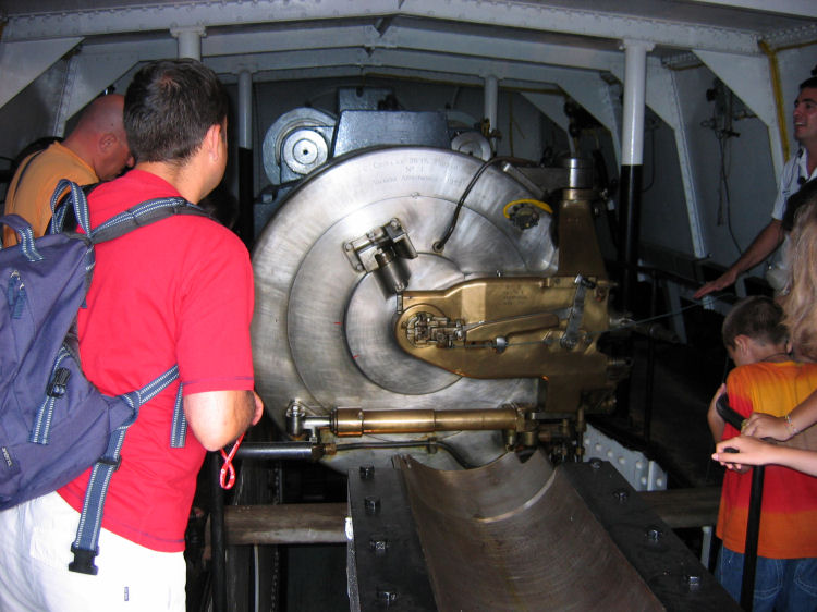 Image 24 of 110  -  96 kB