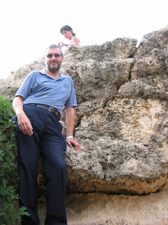 Image 103 of 110  -  121 kB