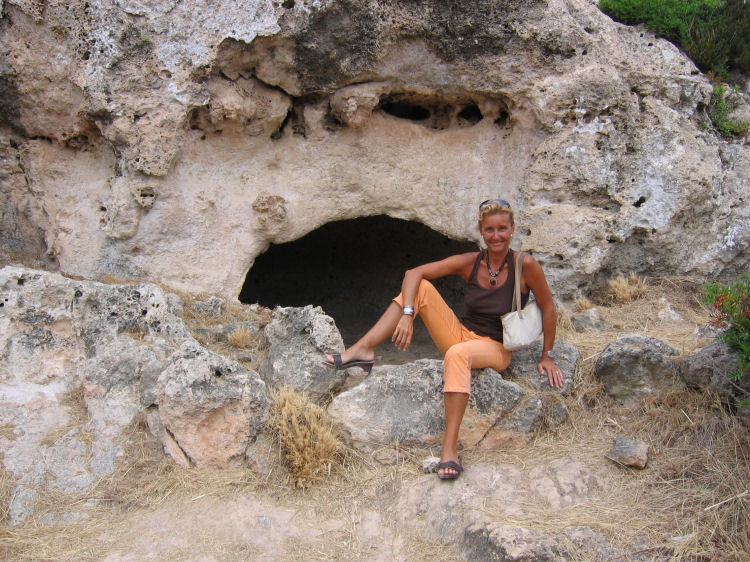 Image 105 of 110  -  147 kB