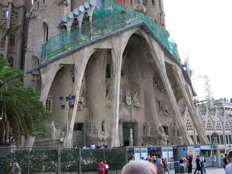 Image 1 of 26  -  119 kB