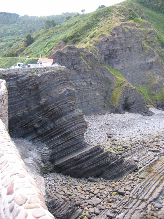 Image 12 of 27  -  147 kB