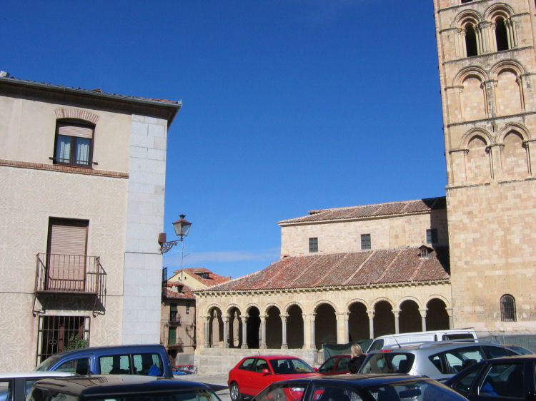 Image 19 of 42  -  98 kB