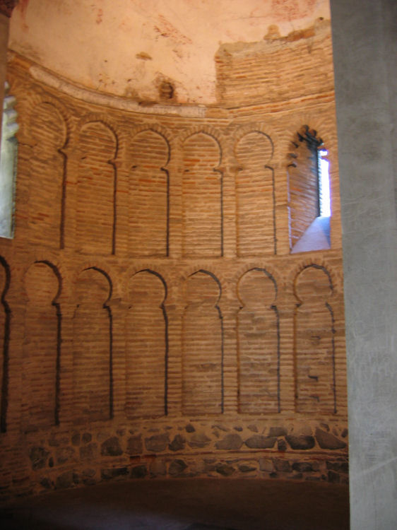 Image 2 of 16  -  83 kB